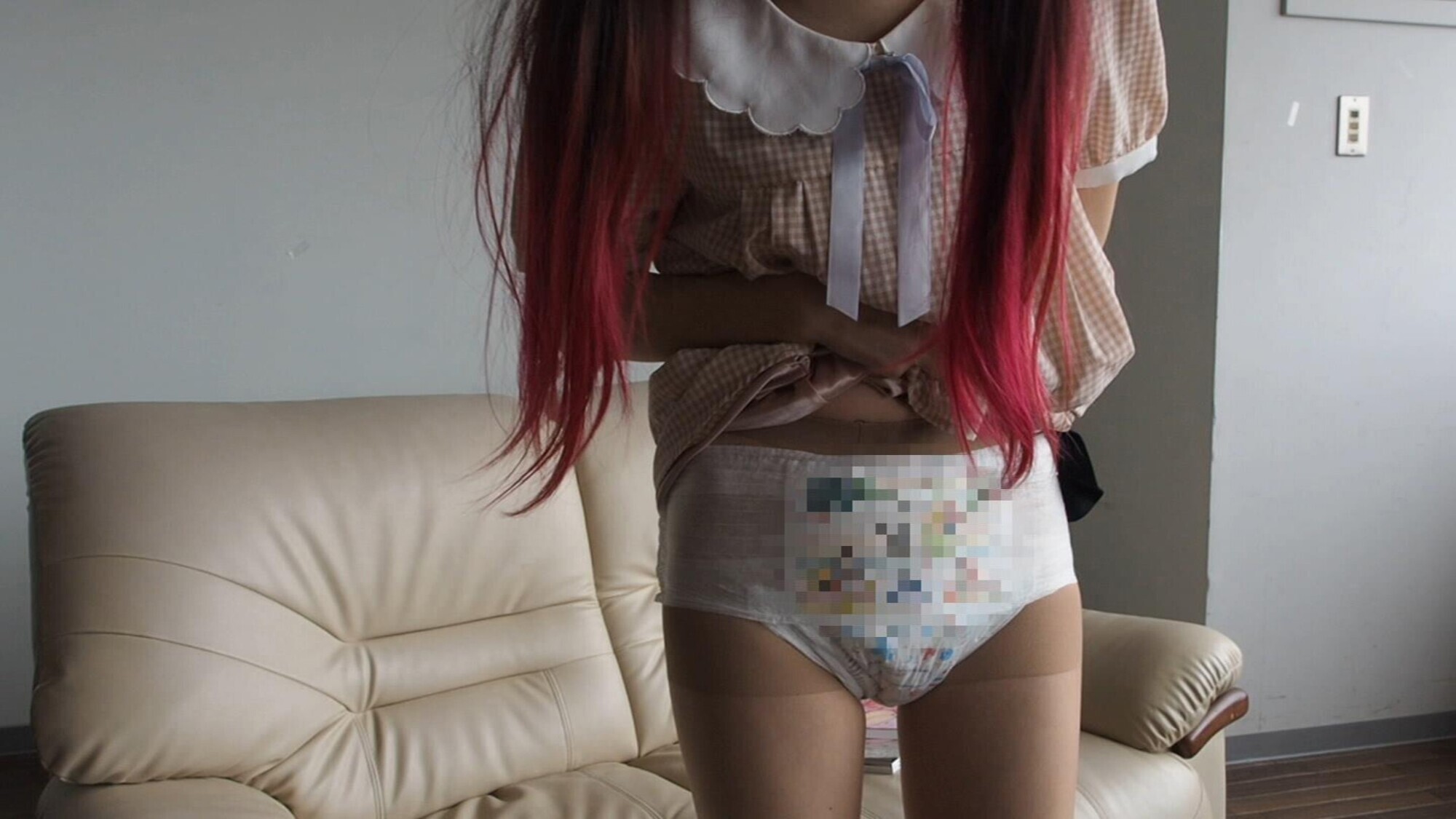 街で声をかけた女の子に紙オムツをはかせてみました 画像2