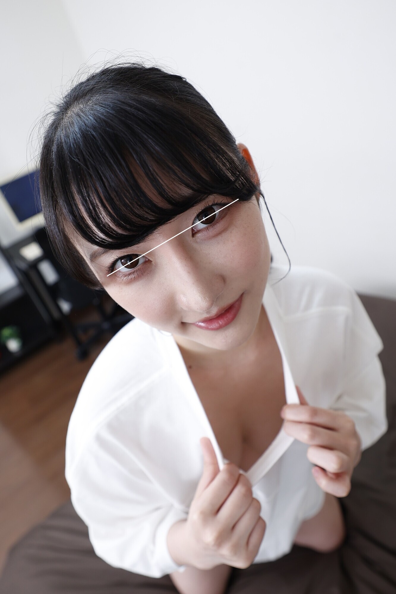 お風呂を貸してくれたお礼だよ！ 近所のエロボディ小悪魔お姉さん！ 彼Tシャツ（僕は彼氏じゃないけど）姿でエッチなお返ししてくれた！