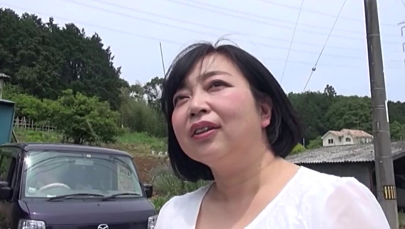 田舎でおばちゃんをナンパしてそのまま人里離れた山の中に連れて行って青空の下で青姦を楽しみました! 画像14