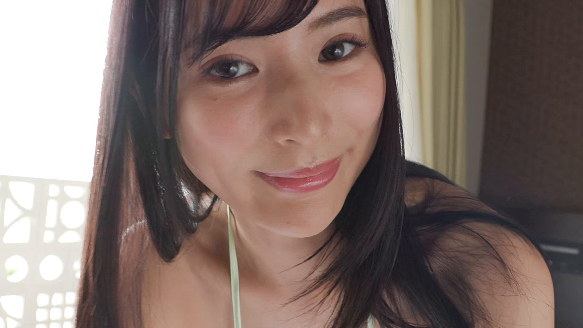 【エログラ動画】彼女の名は清純 姫野みなみ イメージ1