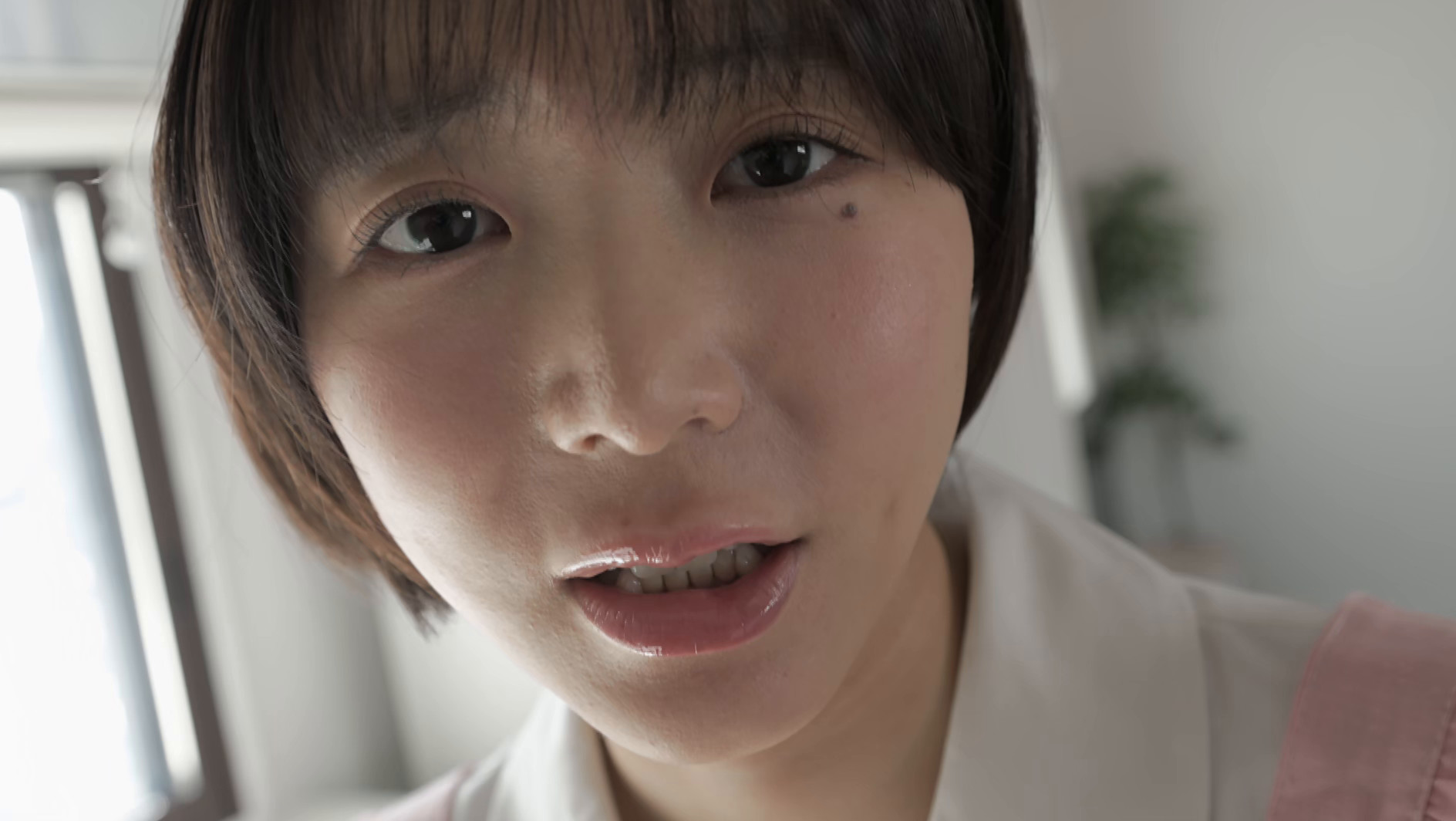 黒い花嫁は、静寂を纏って佇む 辰巳シーナ 1枚目