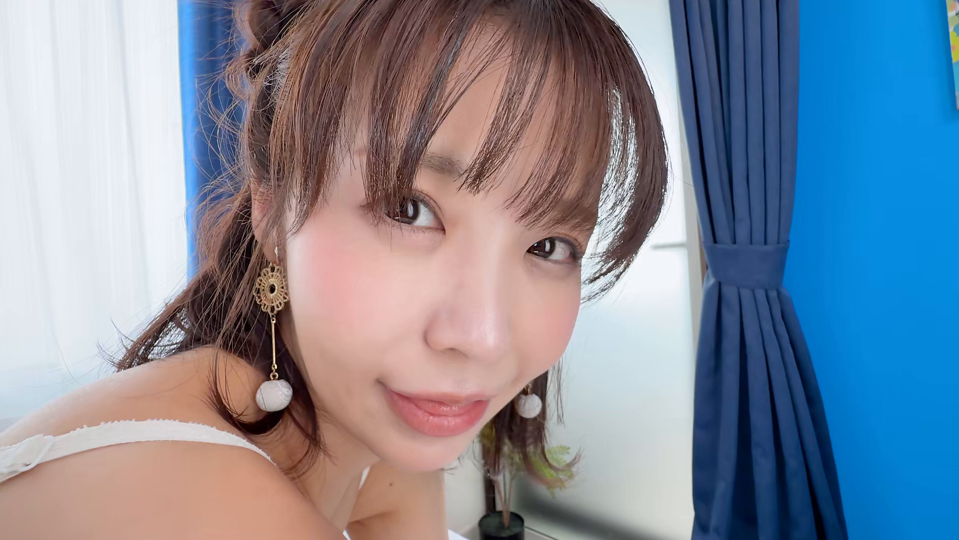 グラビアアイドル 真中つぐ『肉感接写』サンプル画像8