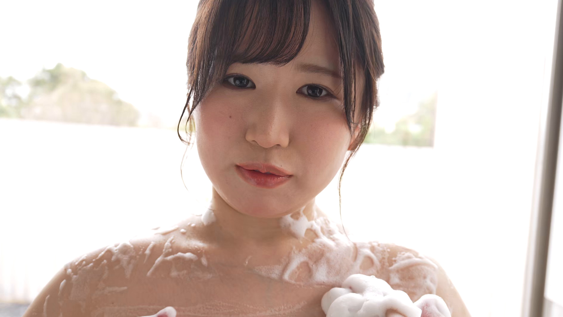 グラビアアイドル ねぎとろまる『甘く深い谷間』サンプル画像4