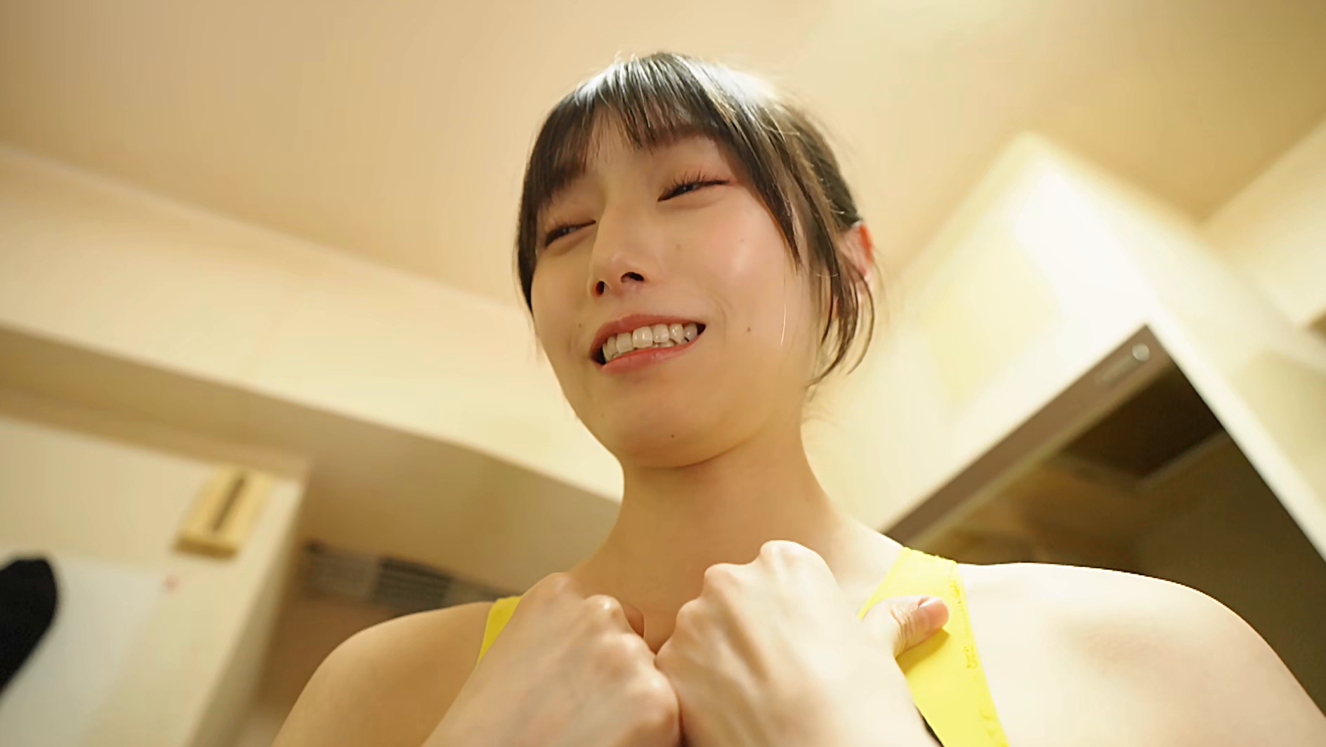 【ファンサしちゃうね #6】村雨芙美が魅せる！スレンダー美ボディのグラビア動画 村雨芙美 サンプル画像3
