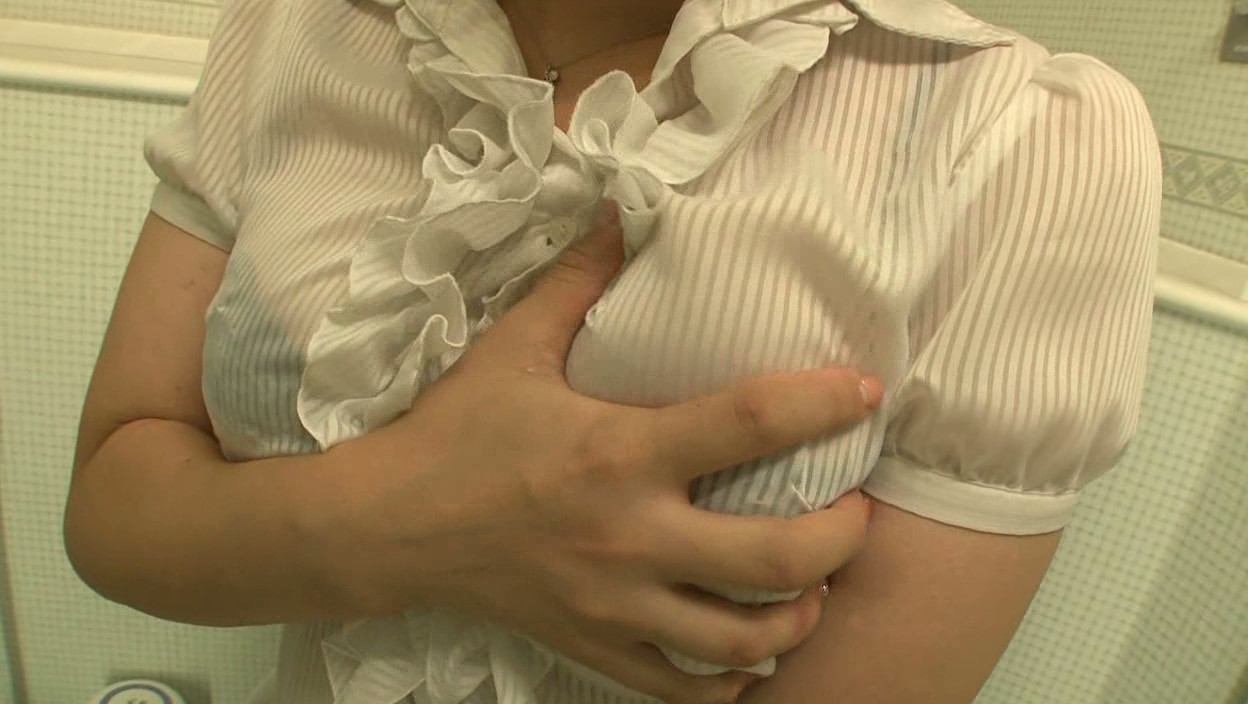 とり君は熟女好き! 家政婦の青山さんに中出し 青山京香 画像11