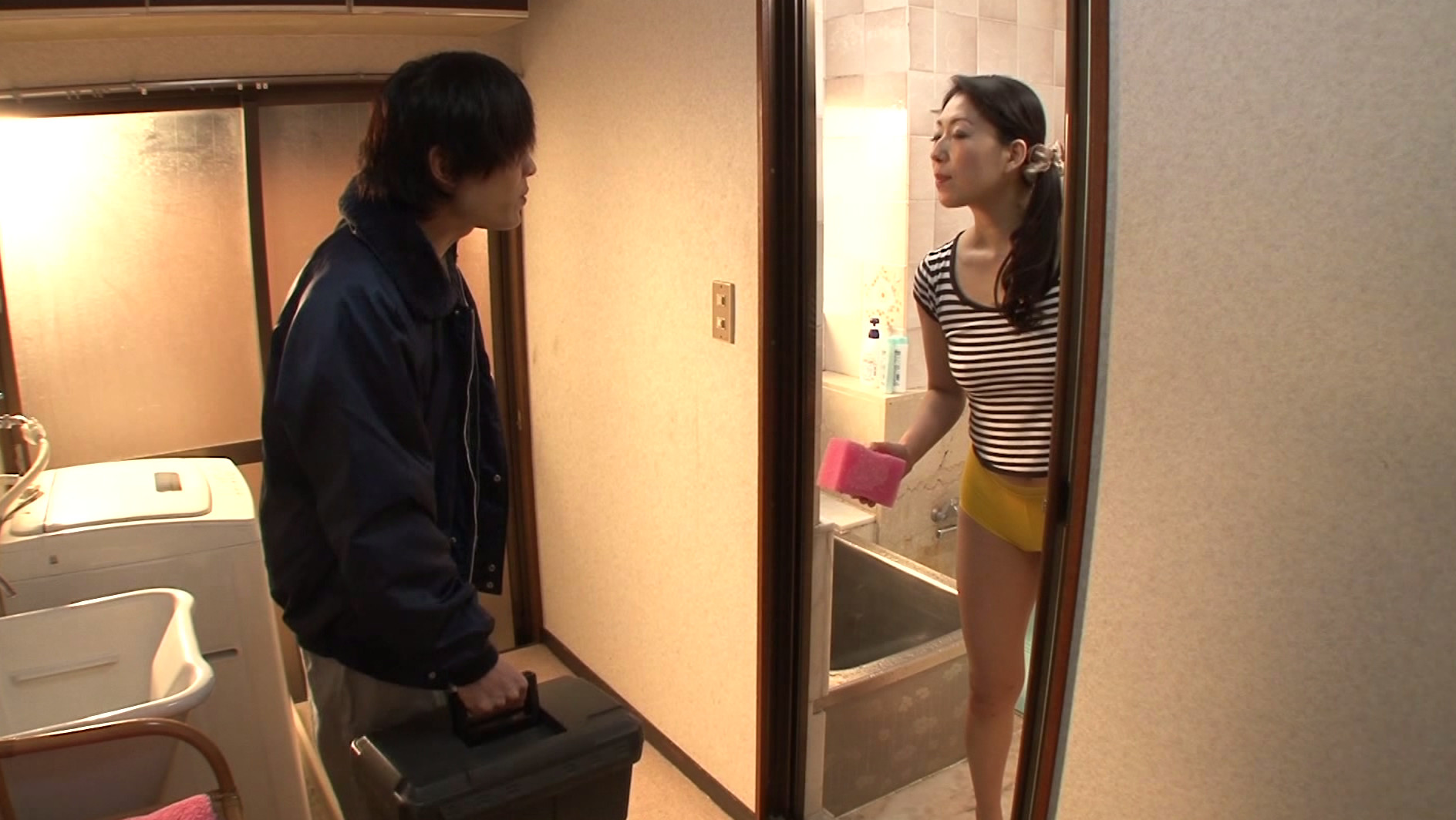 お隣りのまんすじ奥さん 羽賀そら美 画像11