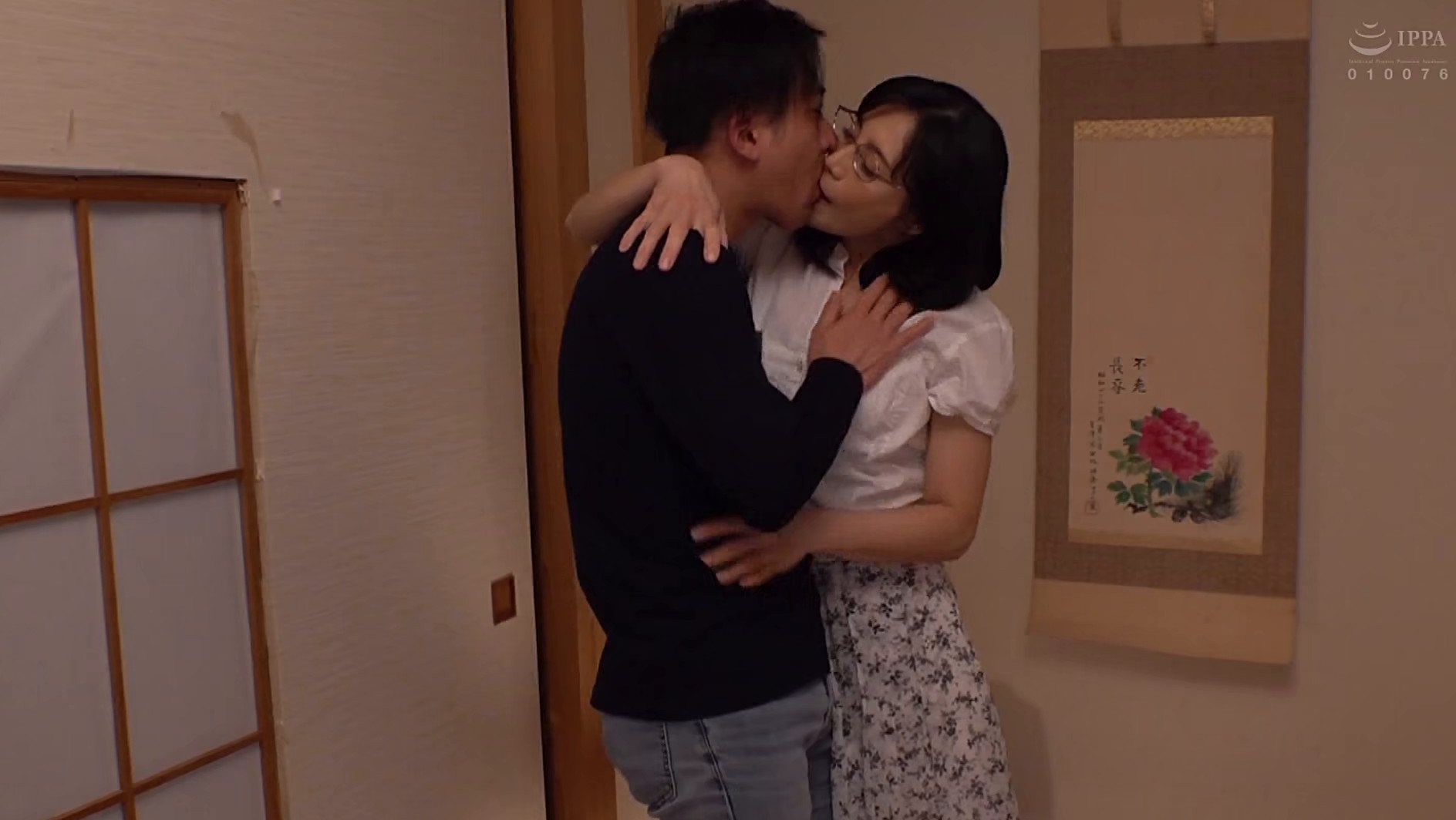 近所の清楚な人妻 平岡里枝子 画像19