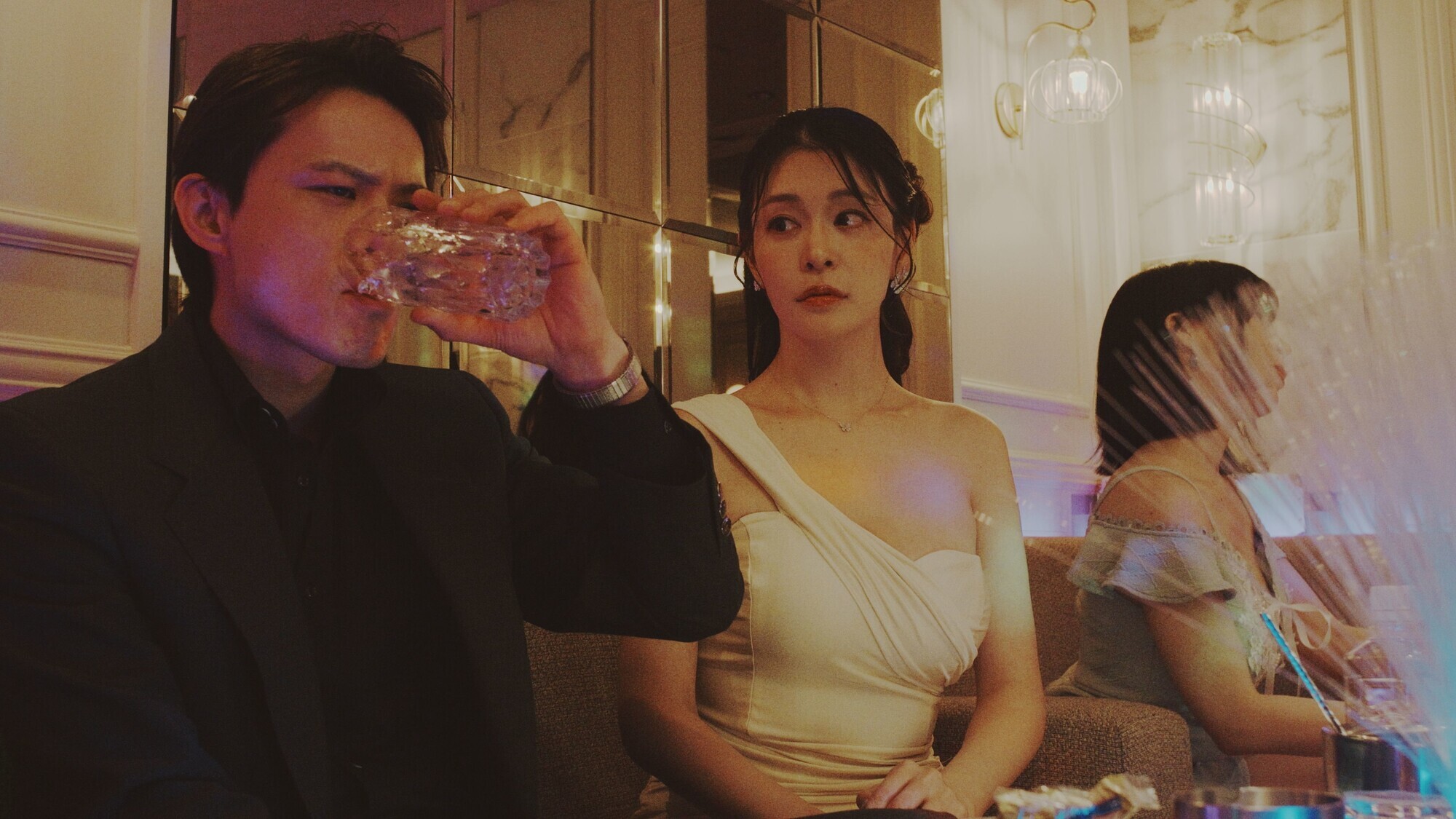 橘メアリーの淫乱キャバ嬢が魅せる濃厚アフターサービス 12枚目