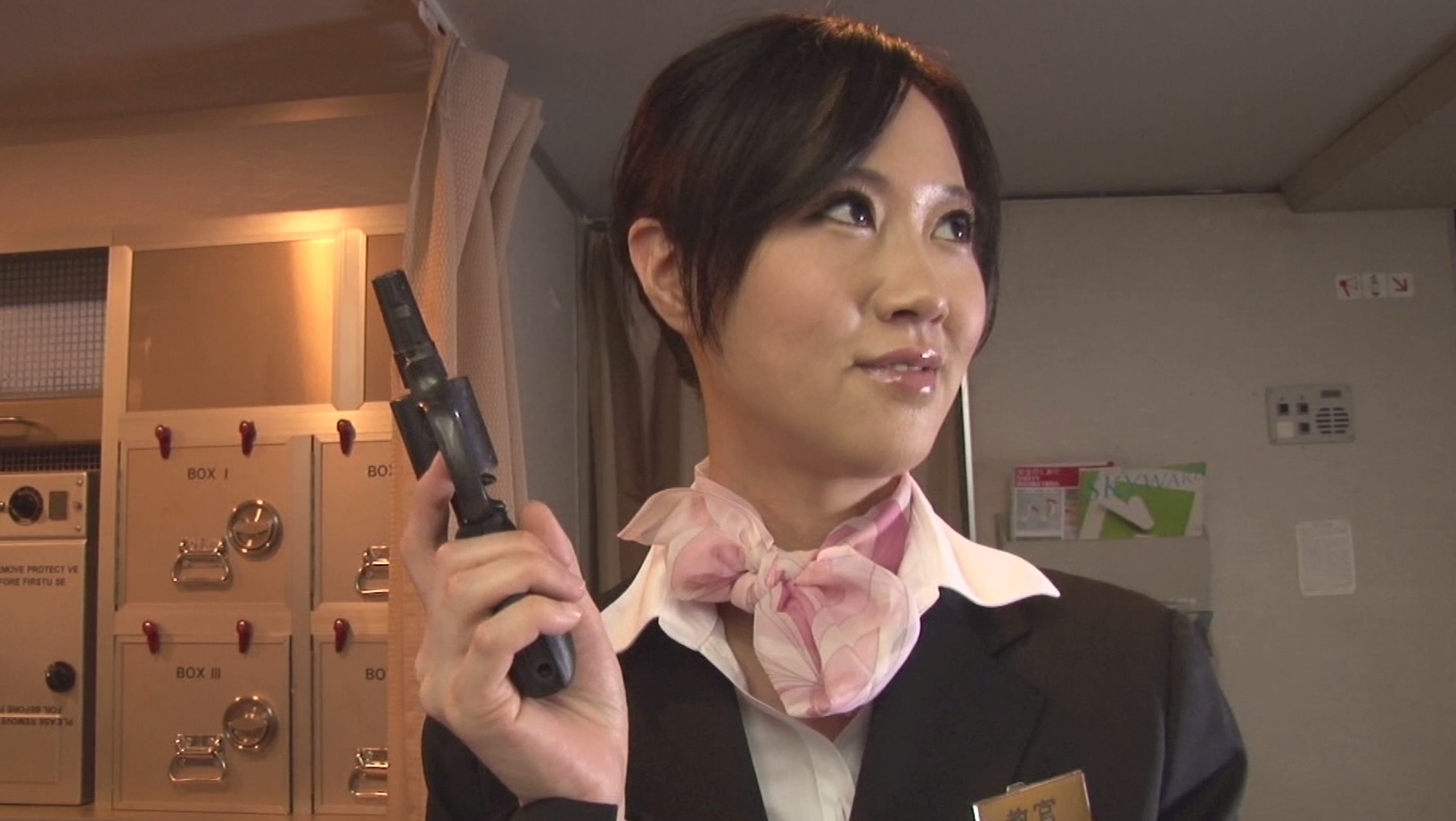 巨乳CA J○L国内線勤務 菅野さゆき 画像14