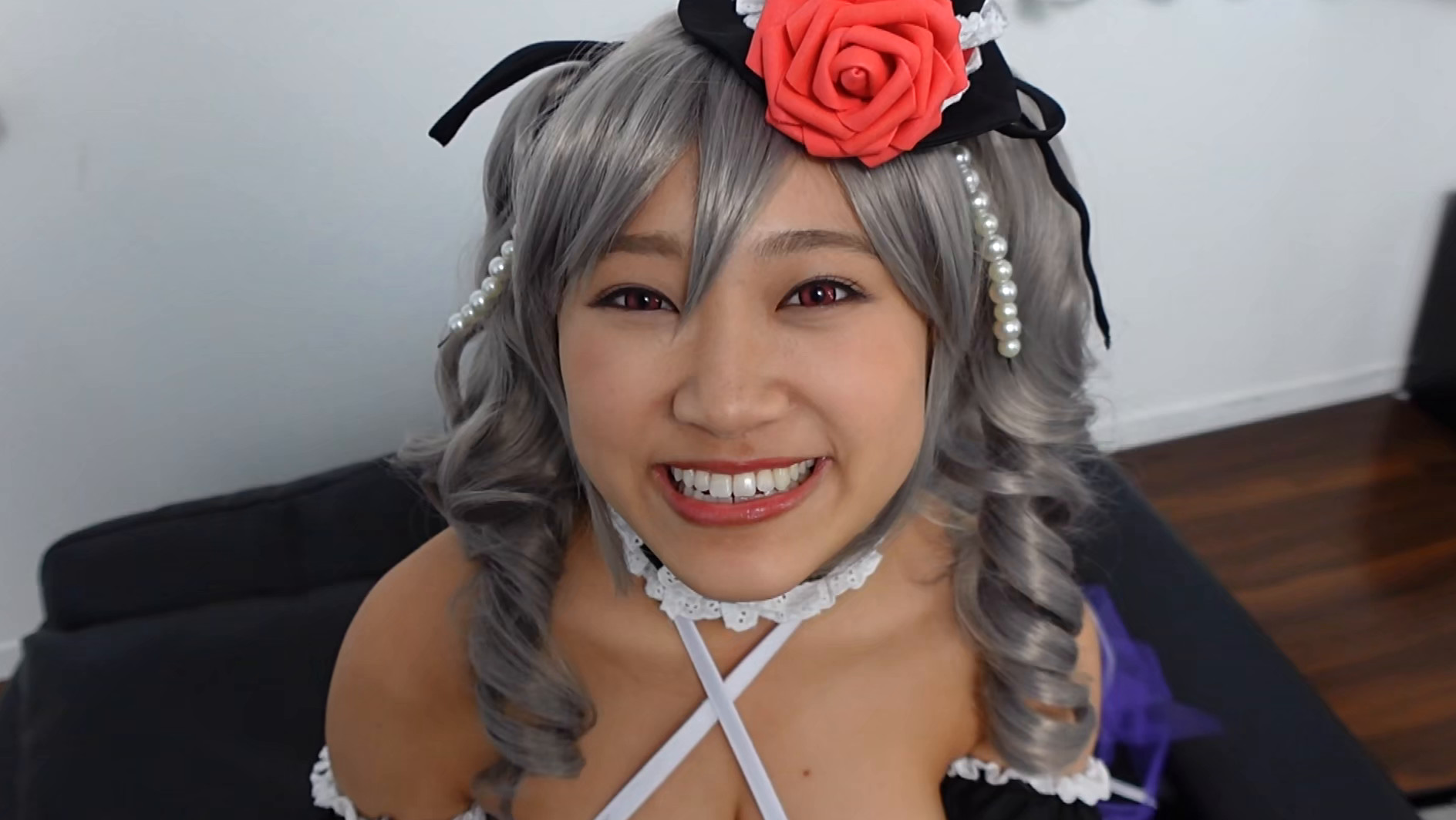 12人の美少女コスプレイヤーたちとのオフパコ撮影記録映像 8時間 画像1