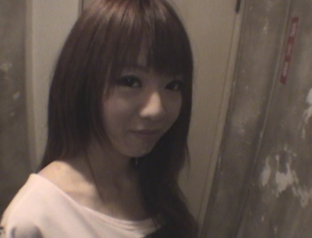 素人ナンパ！僕のチンコしゃぶってくれませんか？ 画像14