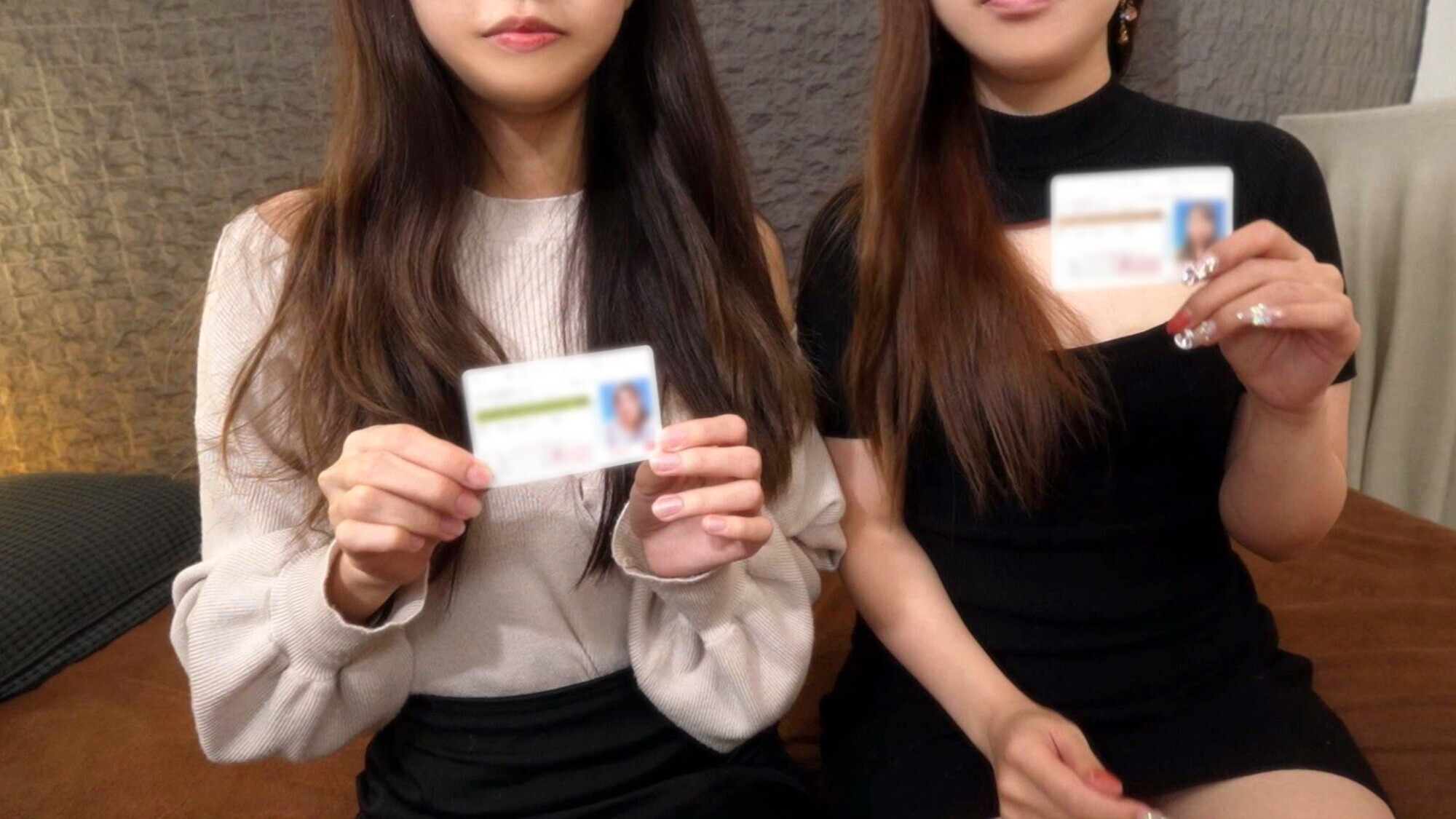 【ドスケベお姉さんx2とエロエロはめ撮り】【少し怪しい世界でスレンダー美女＆むっちり美女にダブル中出し2発】【お掃除フェラで勢いあまって口内発射SP】Wエロ娘とドスケベ3P！！ 秋名柚奈＆雨宮おとは 画像2