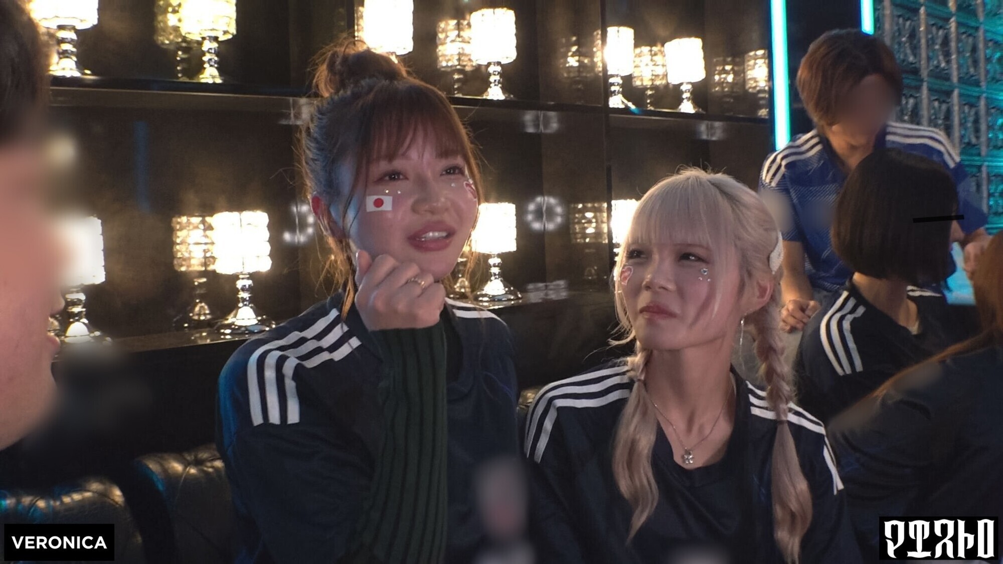 ゴールイン！美少女サポーター達とスタジアム外で秘密のオフサイド！【みゆ／ゆみ／れい／りん】Ver.れい＆りん 画像3