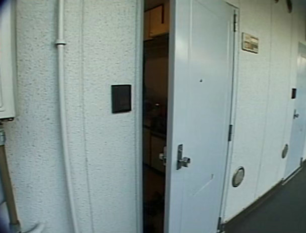 素人密着ナマ撮り うわさのキャンパスギャル 2 美脚で惑わす女子大生 画像4