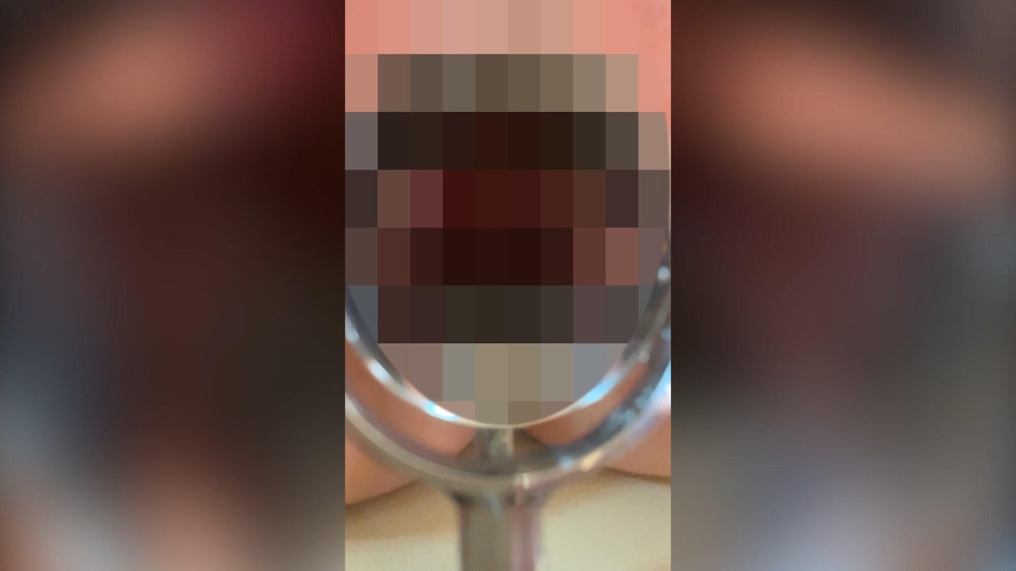 【個人撮影】同僚のあそこにクスコぶち込んで愛液採取したったwww みとちゃん 画像6