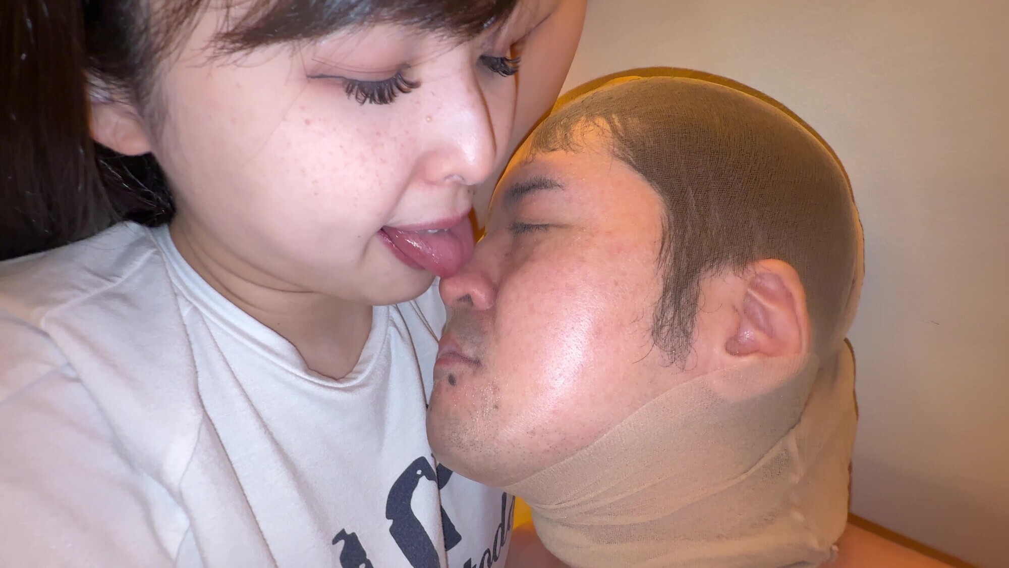 【個人撮影】閲覧注意！横山夏希の唾液をスプレーで噴霧してみた！ 画像8