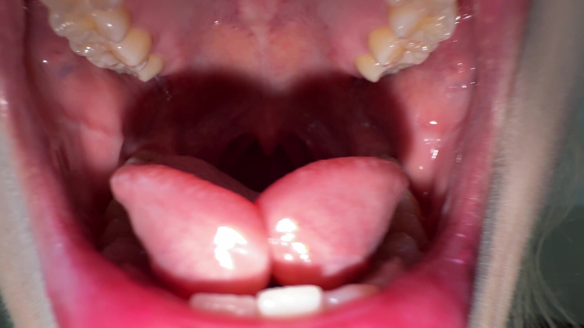 【個人撮影】安堂はるの 童貞卒業！？初喉チンコ触り 画像4