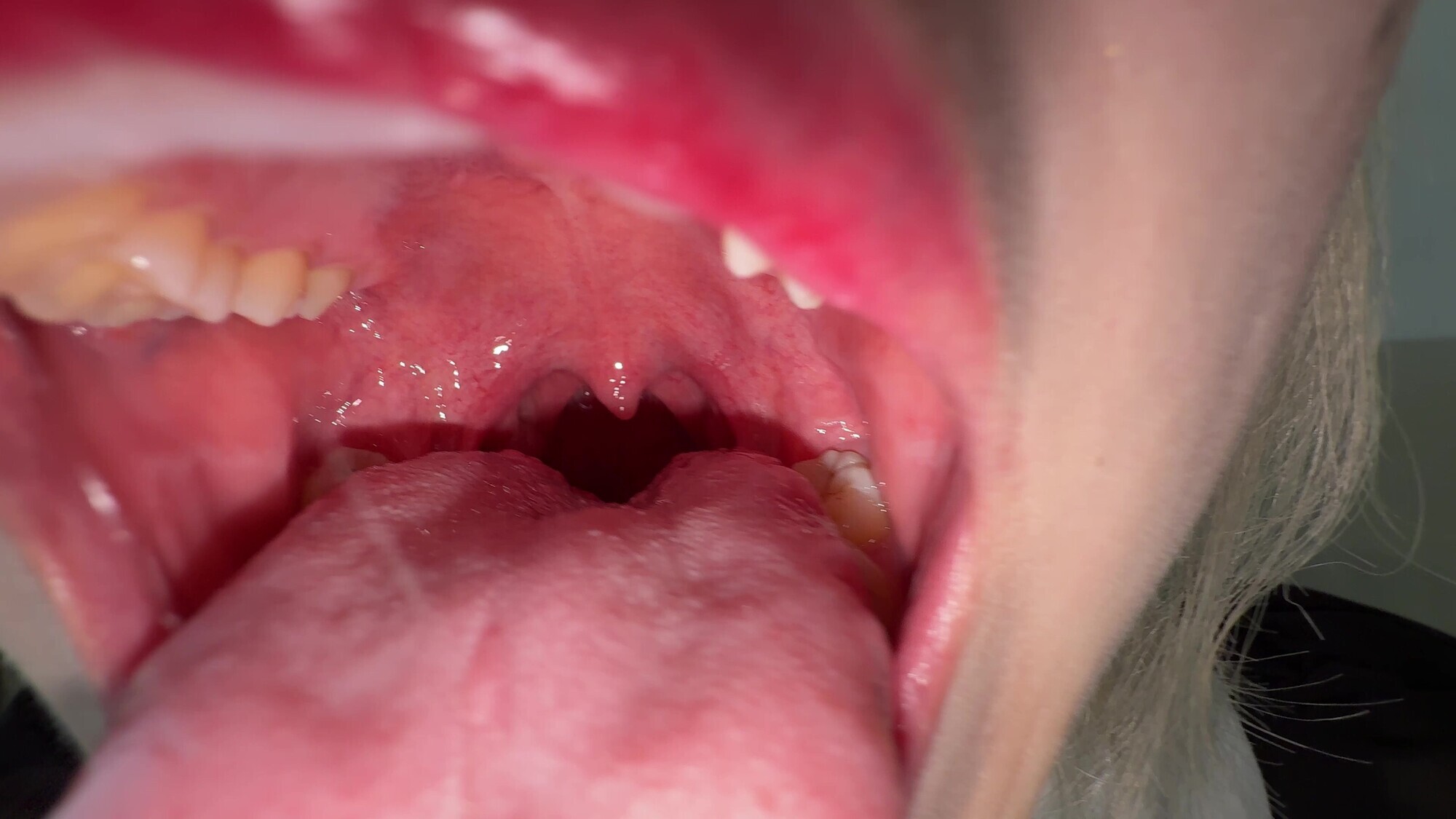 【個人撮影】安堂はるの 童貞卒業！？初喉チンコ触り 画像9