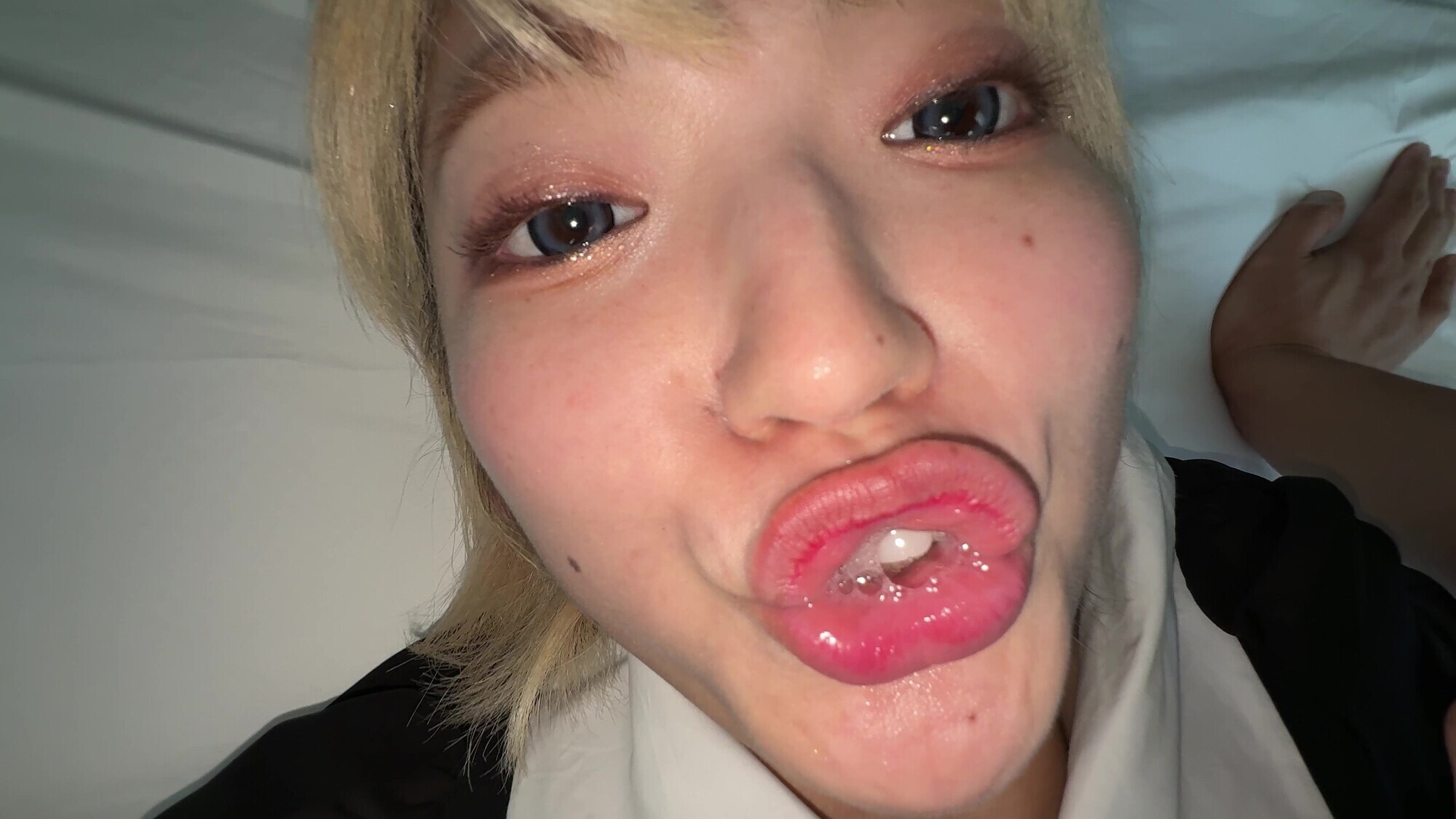 【個人撮影】安堂はるの ムラムラ限界!押し倒し鼻舐め&キス 画像5