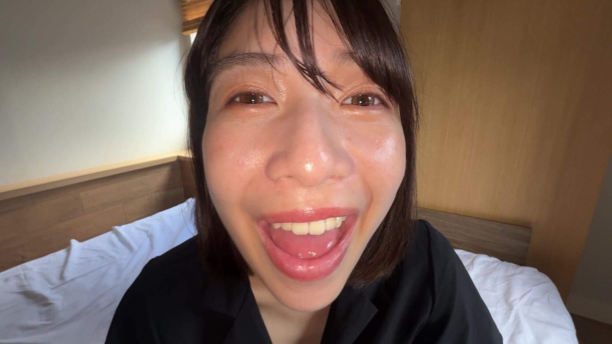 【個人撮影】湊波流の舌ブラシで「汚舌苔」採取！