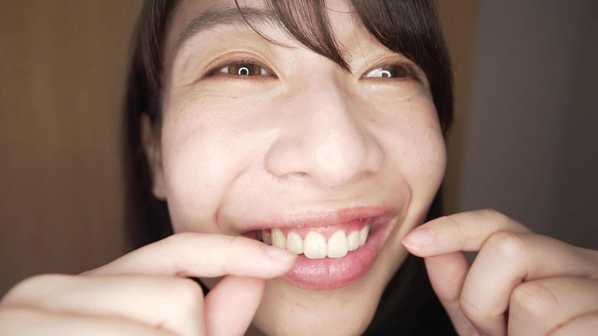 【個人撮影】湊波流の変態男の歯＆ベロ 臭いチェック！