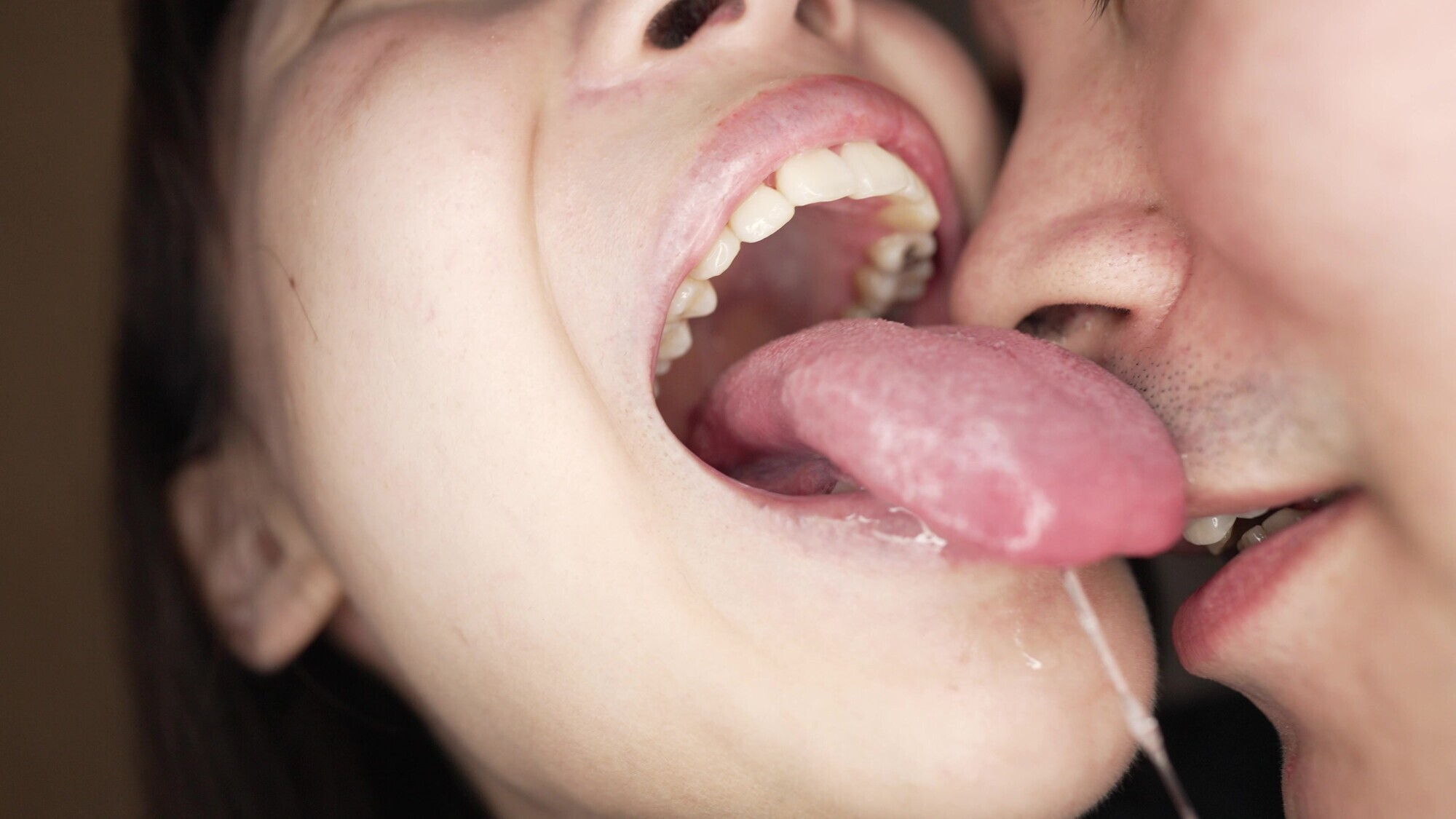 【個人撮影】湊波流の変態男の歯＆ベロ 臭いチェック！