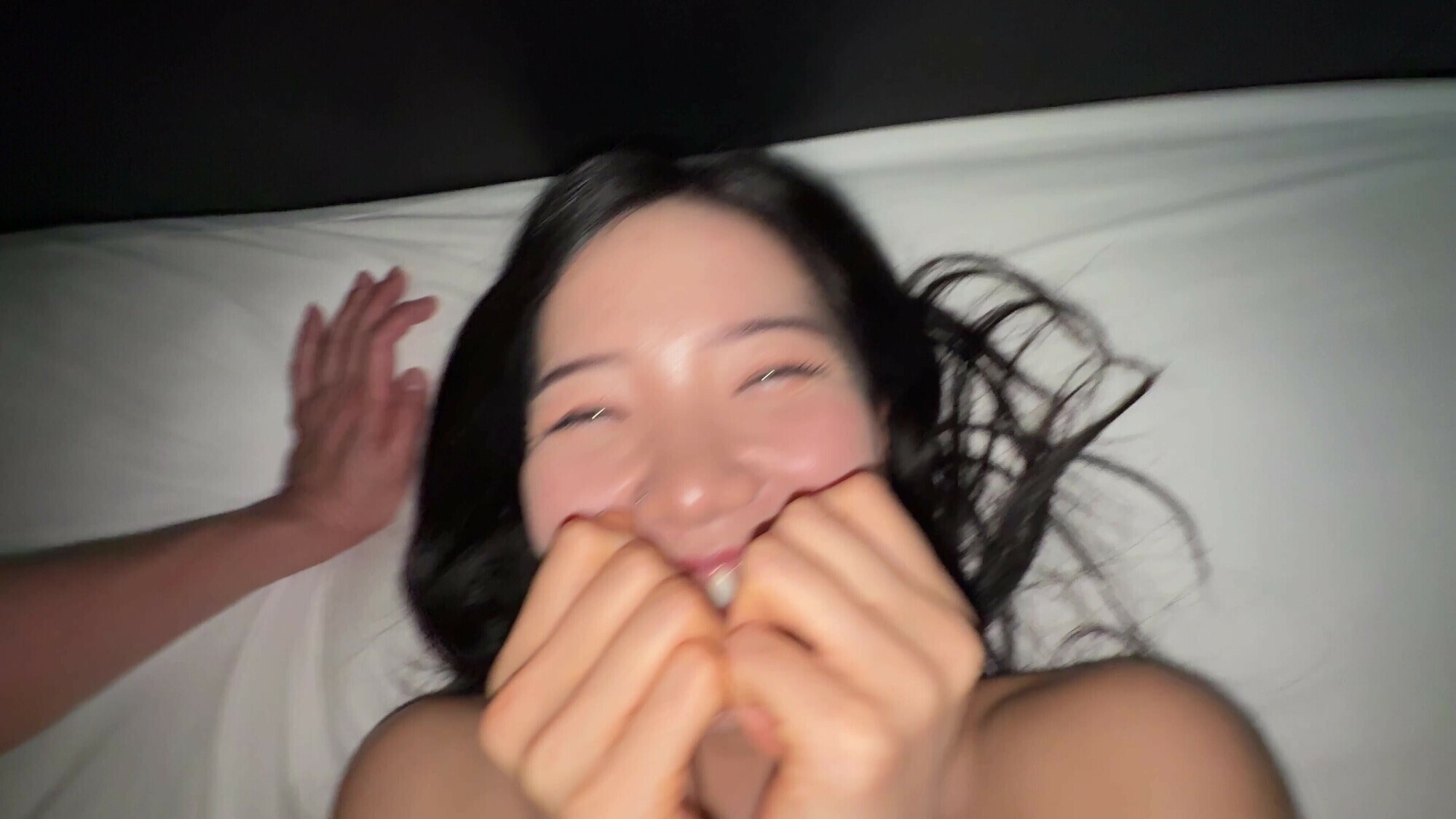 【個人撮影】桃瀬まゆのハメ撮り風 Dキス&口臭嗅ぎ 3枚目