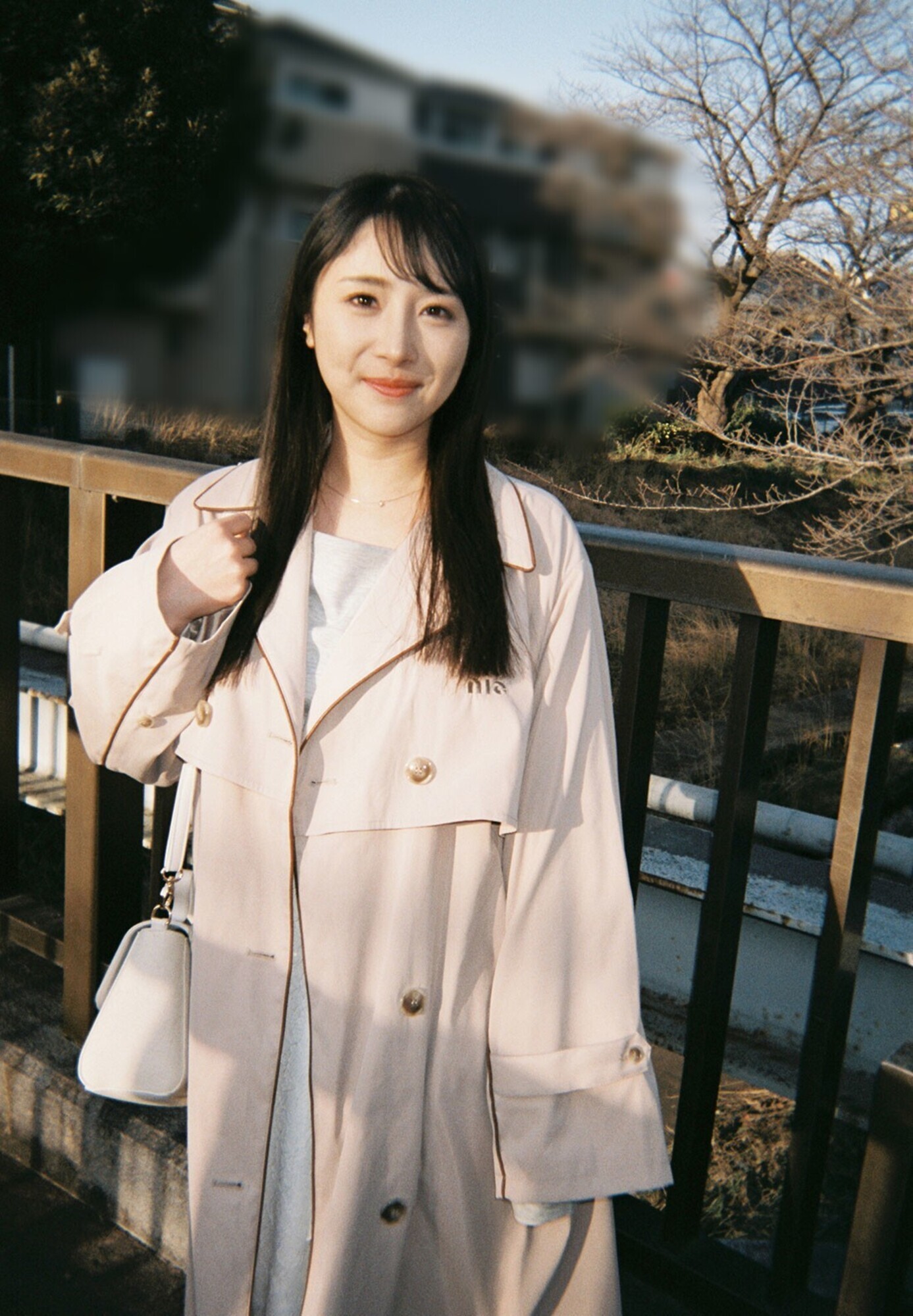 押しに弱そうな同じ職場のおっとり美人シングルマザー小野坂ゆいかをラブホに誘ったら笑顔で射精テクを見せてくる隠れムッツリで、ドライブした後彼女から2件目のラブホを誘われ何度も中出しを求められた 3枚目