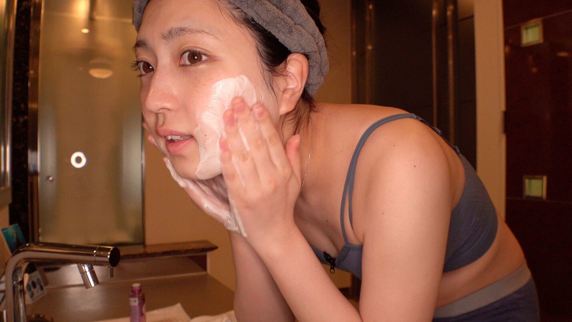 会うたびに必ず精子を飲んでくれるおしゃぶりゴックン姫永野鈴とフェラチオ精飲デート 15枚目