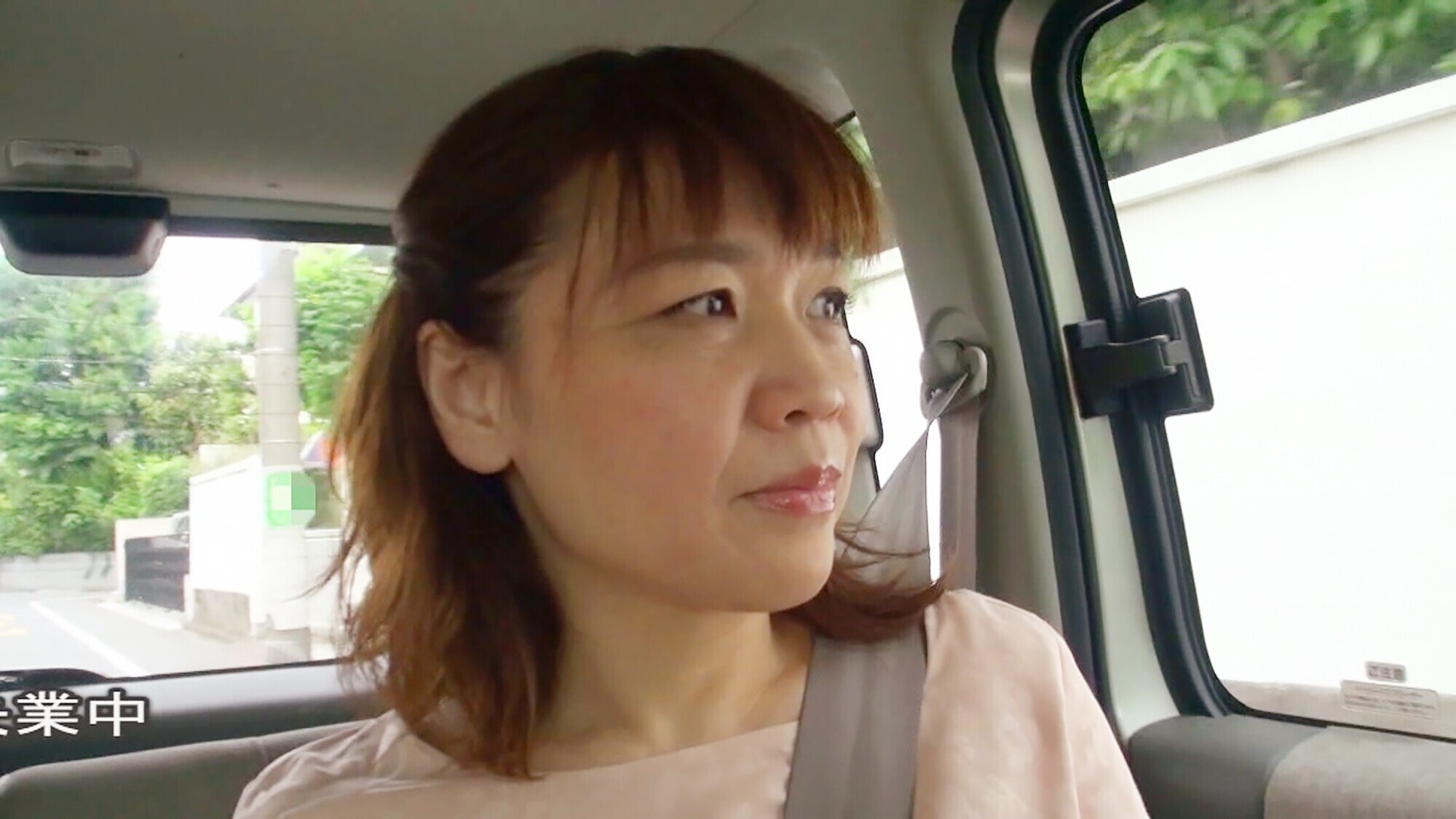 本当にあった助平な話!? 五十路美熟女ヘルパーたちが客に迫られ満更でもない内緒の性奉仕!! なし崩し言いなりセックス出来ちゃった秘密の記録 9名収録 240分 3枚目