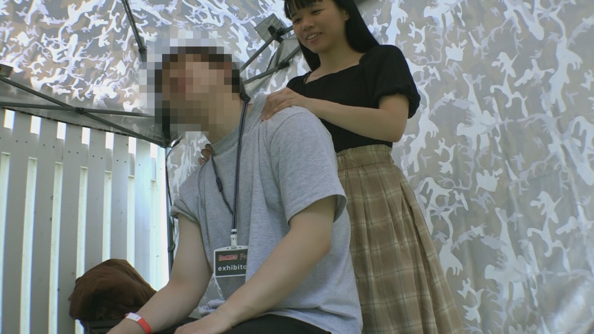 手もみ式マッサージ屋さんテント売春in 夏フェス臨時会場 スズカさん 画像2