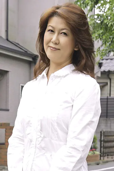 佐知子 53歳