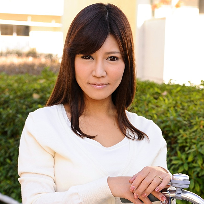 あみる 20歳