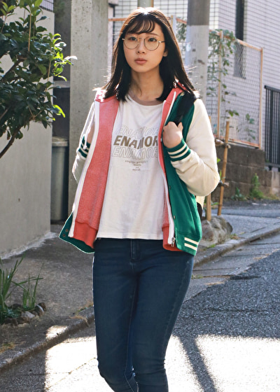 眼鏡ナード女