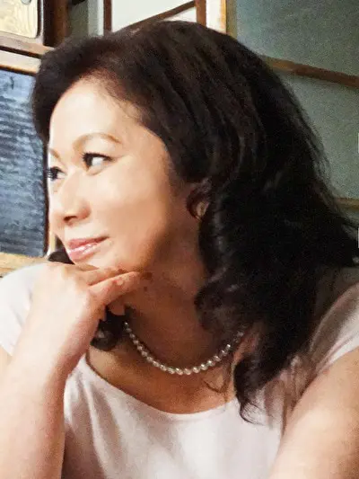 千鶴（55歳）豊満な母