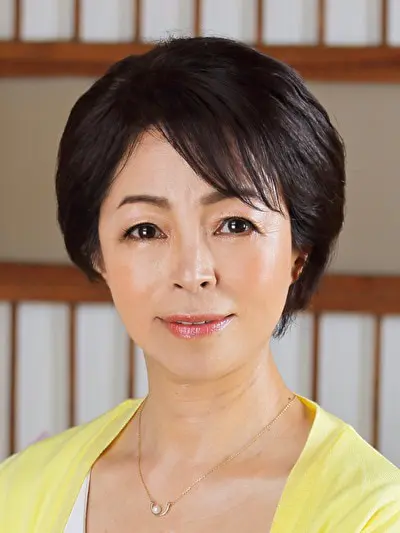 京子〈57歳〉白い柔肌