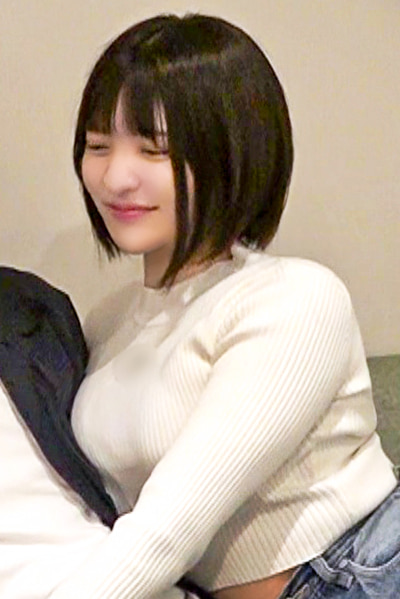 積極的な美少女の逆襲~店長の家で勝負下着を晒して挑む濃厚SEX【ゆみ】