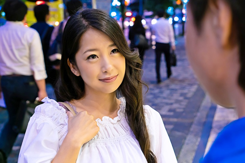 巨乳妻Fカップ りか28歳