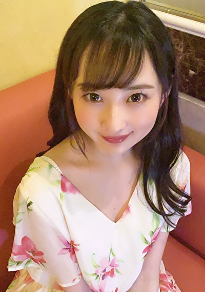 小柄で細身の美少女が生ちんぽにメロメロ中出し!