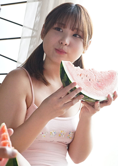 デカ尻娘と絶倫叔父さん 川原かなえ