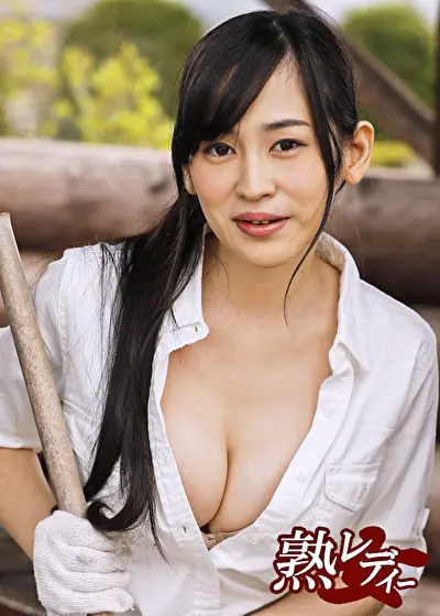 【三十路】地方の巨乳美熟女宅にお泊まり 2