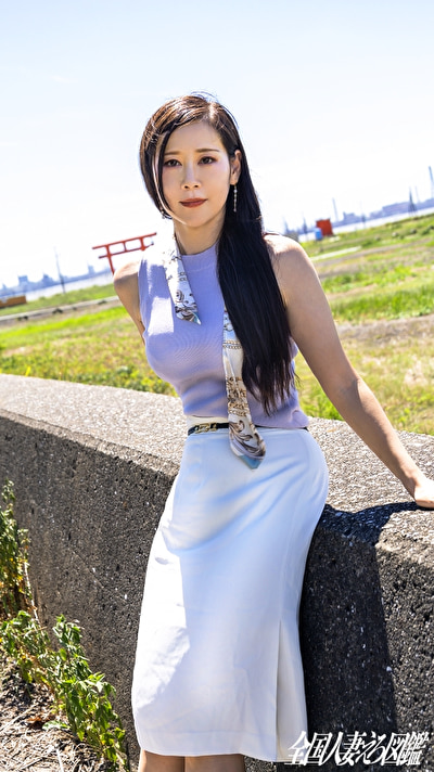 【先天性オナニスト】結婚8年目！旦那とは最近全然SEXできておらず欲求不満爆発！ホテルイン直後、オナニー...