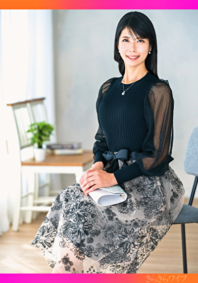 恥ずかしいのにイッちゃう！初めて体感する怒涛のピストンに純真妻は恥じらい昇天が止まらない