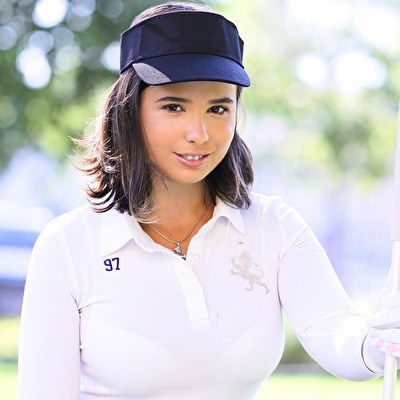 ニネル 26歳