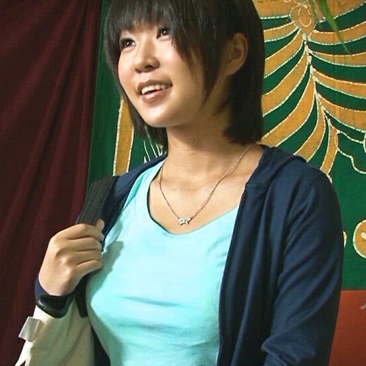 沙耶 27歳
