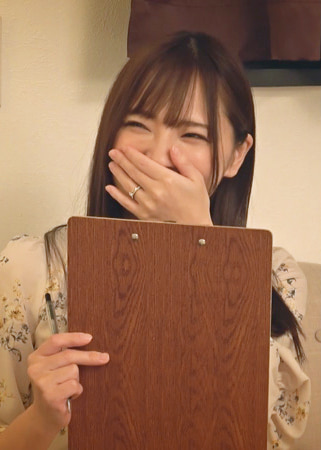ホテル部屋REC 圧倒的No.1女風セラピストの秘密は生本番！？ウブな人妻を特製えちえちジェルでイキ狂わせキメセク中出し2連発