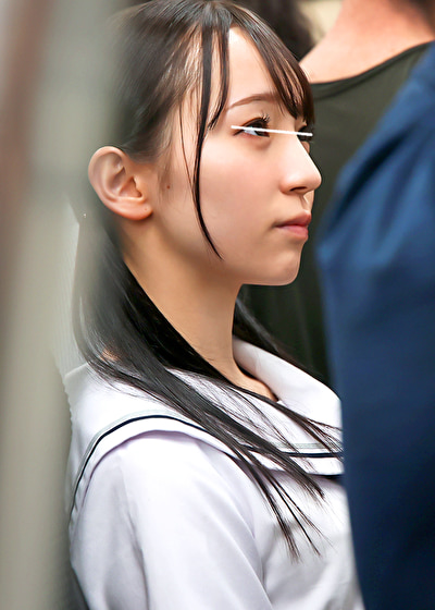 対面痴漢で何度もイカされ糸が引くほど舌を絡ませるベロキス発情娘 2 従順プリケツJ〇