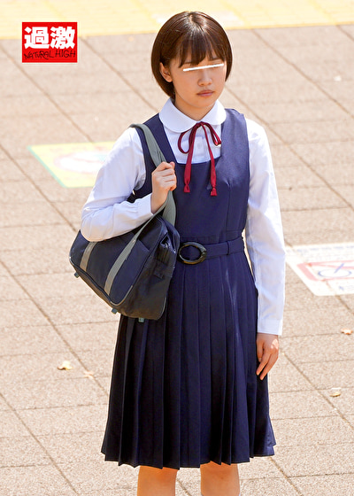 同じマンションに住む女の子を連日指入れ痴漢でイキ潮するほど敏感早漏マ○コに開発SP