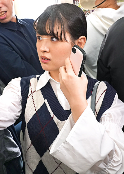 生意気女子をガン突きまくる駅弁中出し羞恥 巨乳のくせに触らせないチビ
