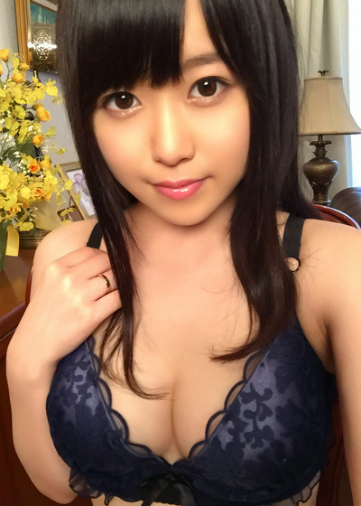 みさ 19歳 人妻